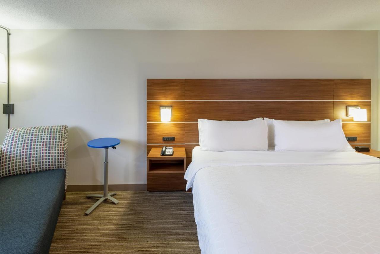 Holiday Inn Express Vermilion By Ihg Dış mekan fotoğraf
